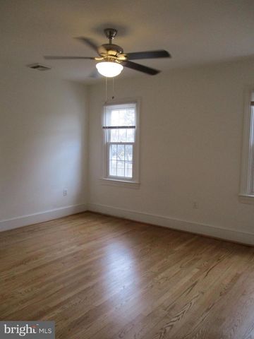 5945 FRANCONIA RD, Alexandria, VA 22310