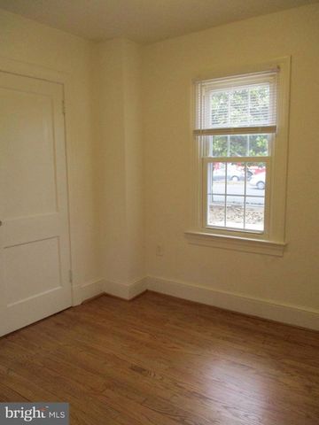 5945 FRANCONIA RD, Alexandria, VA 22310