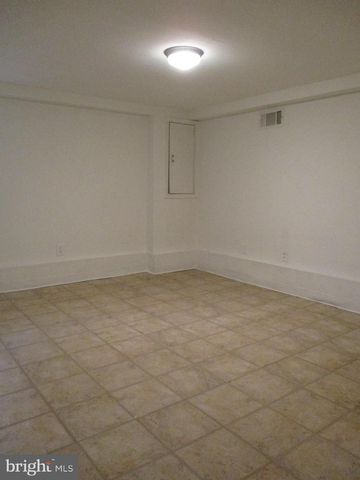 5945 FRANCONIA RD, Alexandria, VA 22310