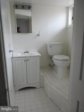 5945 FRANCONIA RD, Alexandria, VA 22310