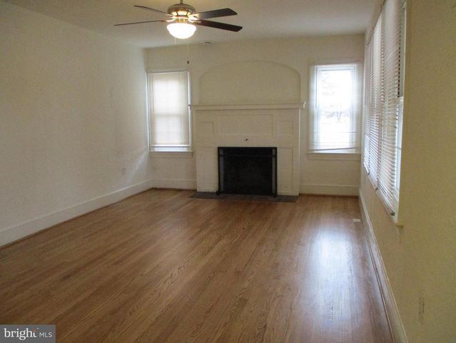 5945 FRANCONIA RD, Alexandria, VA 22310