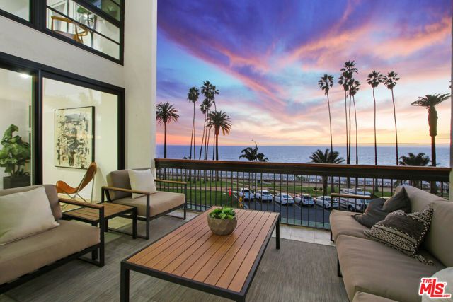 1025 Ocean Avenue 302, Santa Monica, CA 90403