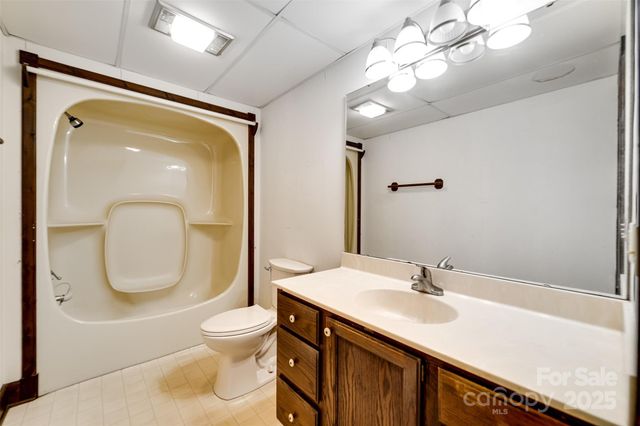94 Sunray Lane, Sylva, NC 28779