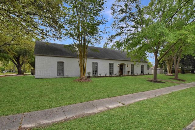 12030 Chester Dr, Baton Rouge, LA 70810