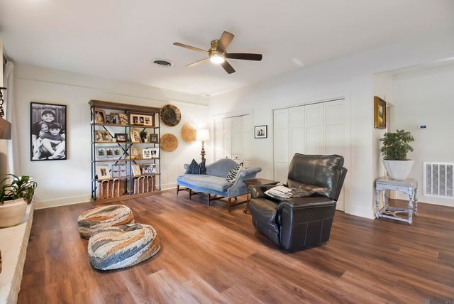 12030 Chester Dr, Baton Rouge, LA 70810