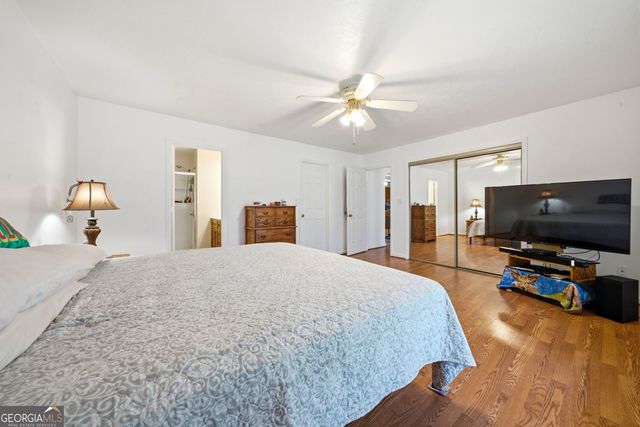 64 Timberland Court, Gay, GA 30218