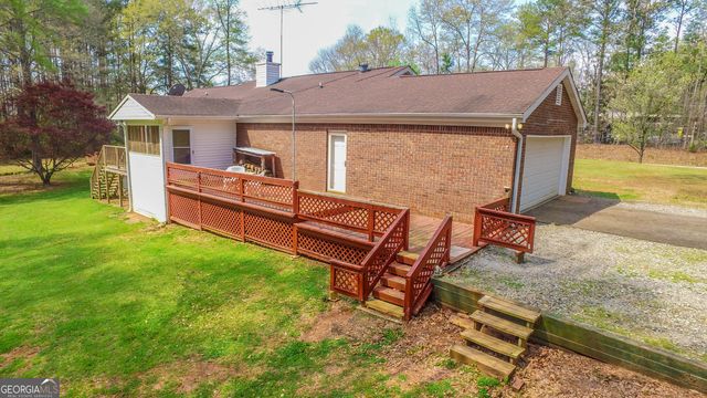 64 Timberland Court, Gay, GA 30218