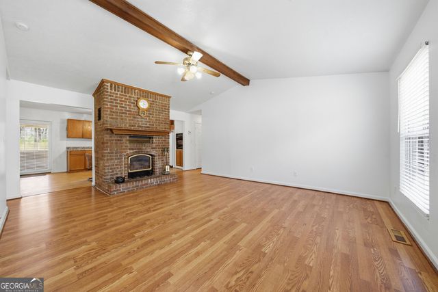 64 Timberland Court, Gay, GA 30218