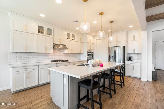 4050 S THISTLE Drive, Chandler, AZ 85248