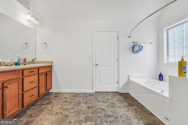9017 Aldbury Drive, Locust Grove, GA 30248