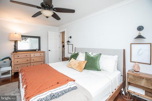5 EATON AVE, Hamilton, NJ 08619