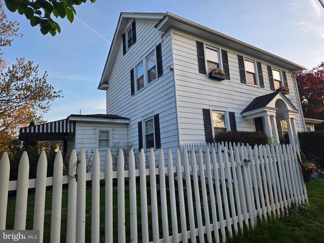 5 EATON AVE, Hamilton, NJ 08619