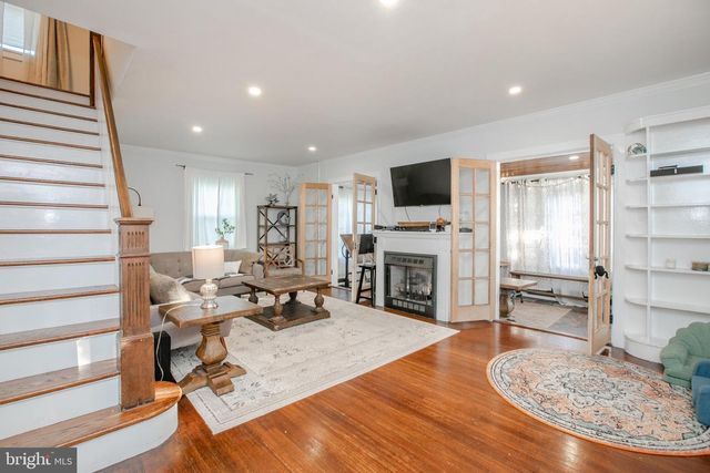 5 EATON AVE, Hamilton, NJ 08619