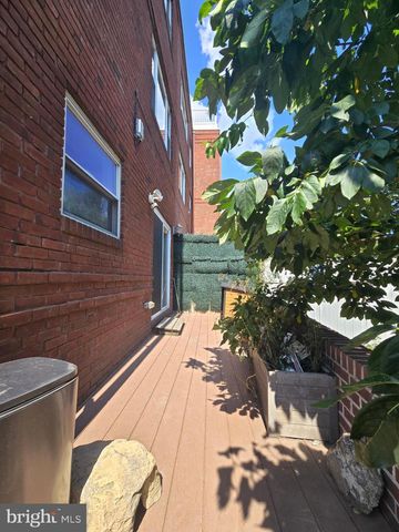 793 S FRONT ST, Philadelphia, PA 19147