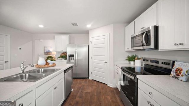 33 Bardwell Way, Port Wentworth, GA 31407