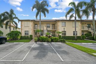 1001 Pinecrest Circle B, Jupiter, FL 33458