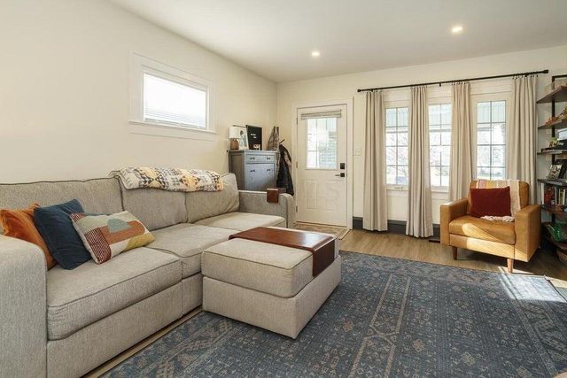 866-870 Northwest Boulevard, Columbus, OH 43212