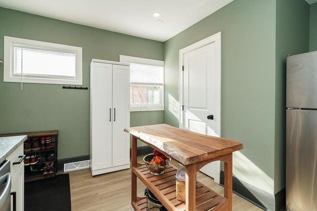 866-870 Northwest Boulevard, Columbus, OH 43212