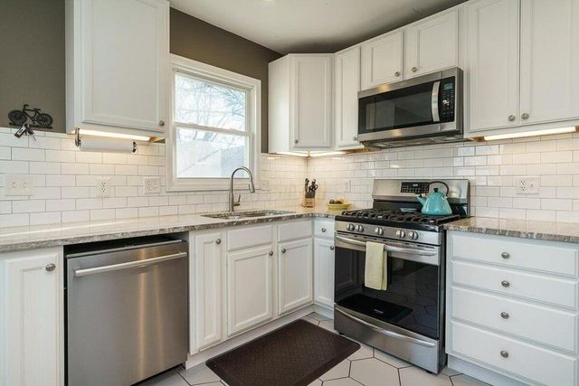 866-870 Northwest Boulevard, Columbus, OH 43212