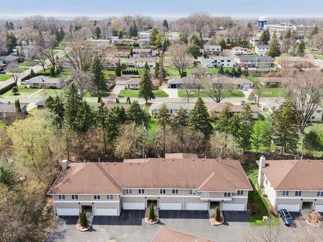 3218 Old Highway 8, Saint Anthony, MN 55418