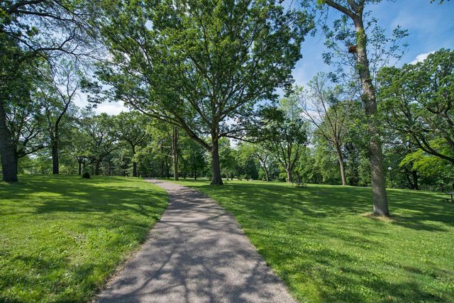 3218 Old Highway 8, Saint Anthony, MN 55418
