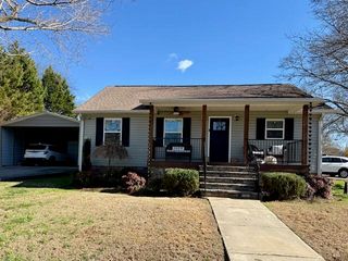 15 Taylor Street, Summerville, GA 30747
