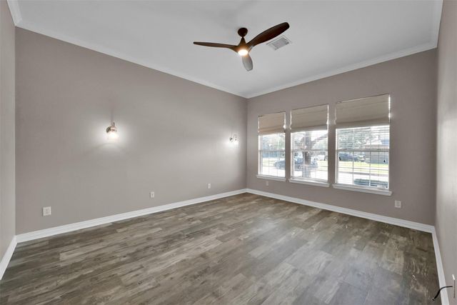9222 Sunlight Oak Lane, Houston, TX 77070