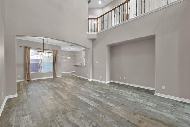 9222 Sunlight Oak Lane, Houston, TX 77070