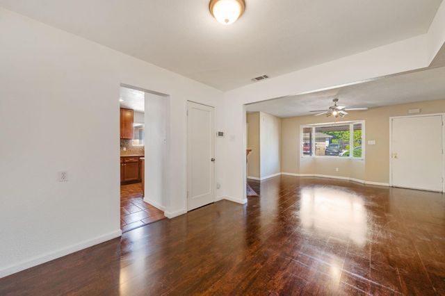 6209 Channing Dr, North Highlands, CA 95660