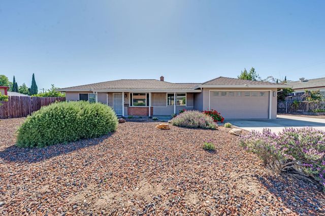 6209 Channing Dr, North Highlands, CA 95660
