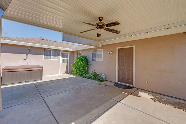 6209 Channing Dr, North Highlands, CA 95660