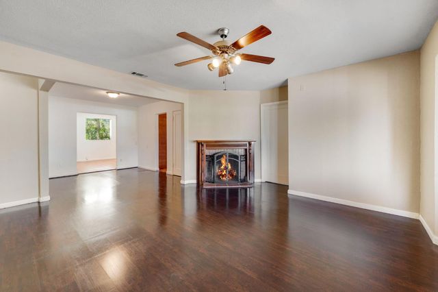 6209 Channing Dr, North Highlands, CA 95660