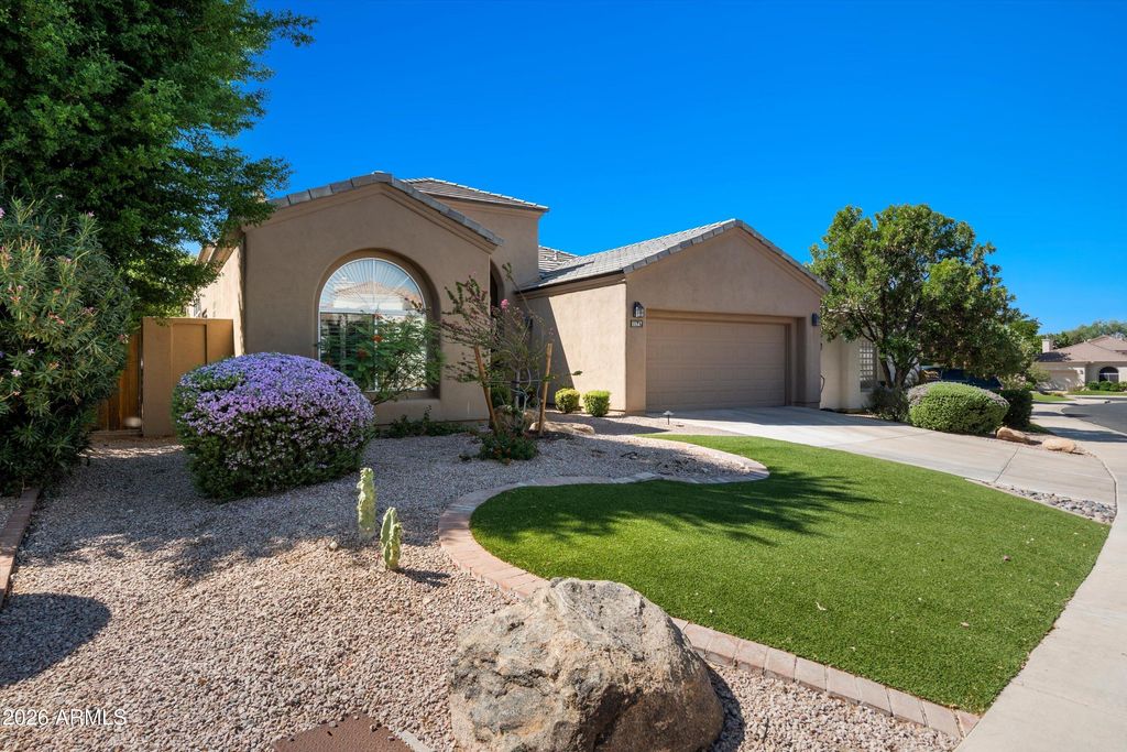 11847 E DEL TIMBRE Drive, Scottsdale, AZ 85259 — exterior