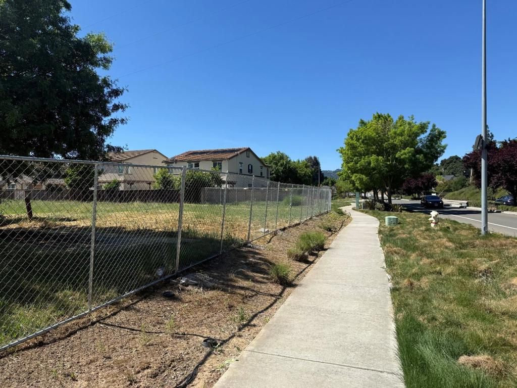 Image 5 of property listing at 220 W Edmundson Avenue, Morgan Hill, CA 95037