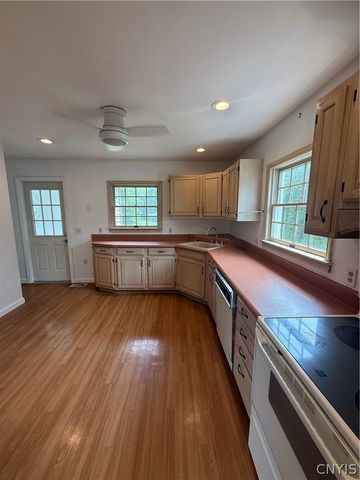 12 Havens Avenue, Owasco, NY 13021