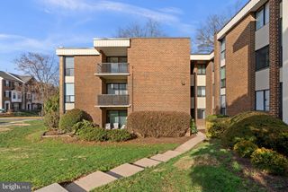 9907 BLUNDON DR #302, Silver Spring, MD 20902