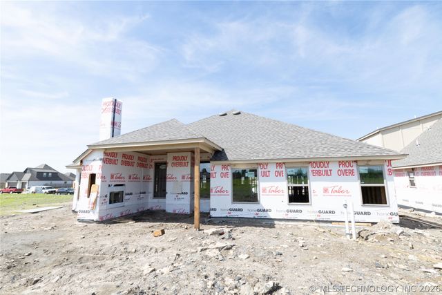 2905 E Northampton Street, Broken Arrow, OK 74014