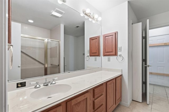 5622 W 43rd Street, Houston, TX 77092