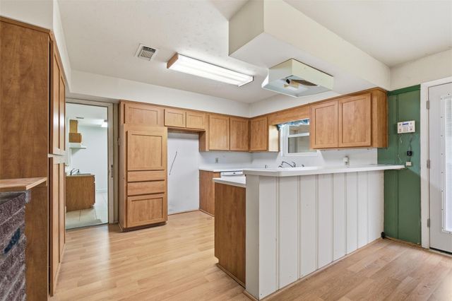 5622 W 43rd Street, Houston, TX 77092