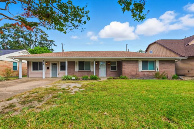 5622 W 43rd Street, Houston, TX 77092
