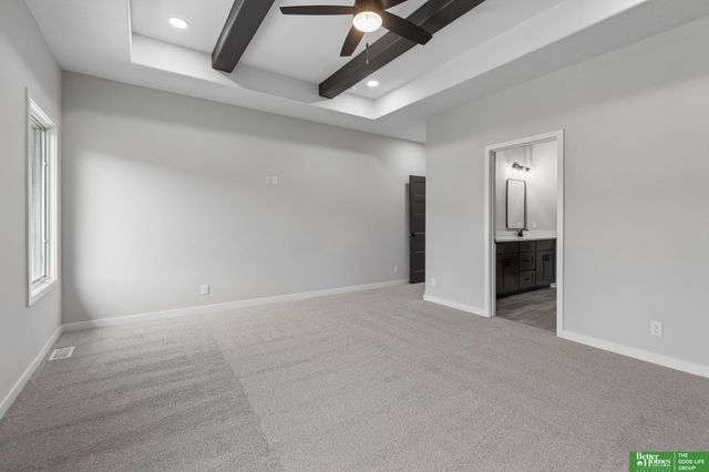 9815 Cumberland Drive, Papillion, NE 68046