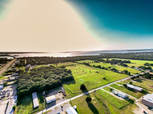 0000 Harbor Point Road, Gun Barrel City, TX 75156