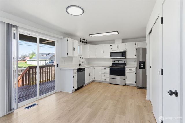 751 SW William Avenue, Chehalis, WA 98532