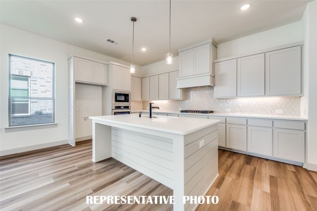 5428 Golden Sun Lane, Mckinney, TX 75070