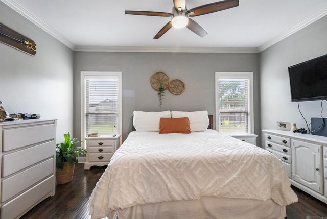 33789 Blue River Dr, Denham Springs, LA 70706