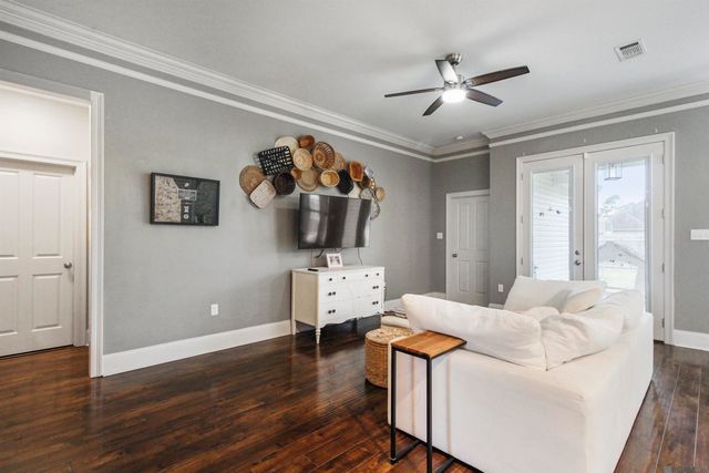 33789 Blue River Dr, Denham Springs, LA 70706