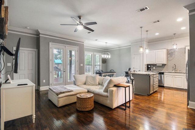 33789 Blue River Dr, Denham Springs, LA 70706