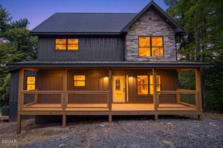 2759 Owls Cove Way, Sevierville, TN 37862