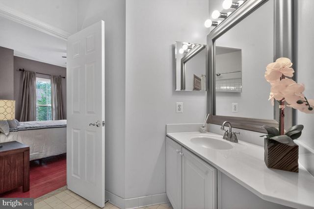 414 SUMMER GARDEN WAY, Rockville, MD 20850