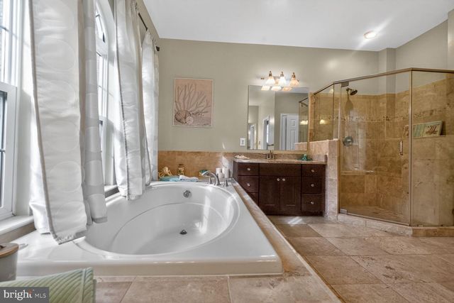 414 SUMMER GARDEN WAY, Rockville, MD 20850